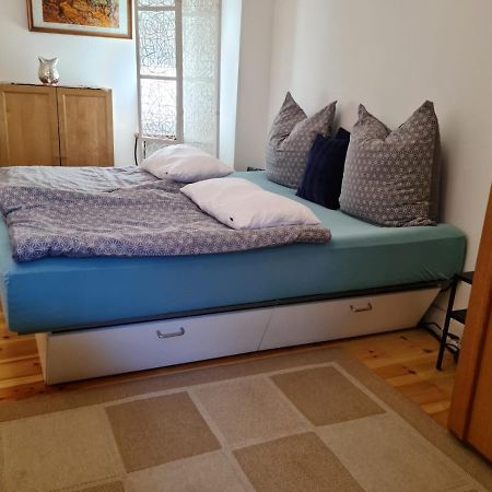Fewo Garten - Eigener Eingang- Wlan-Parkplatz,Netflix, Terrasse,Doppelbett Und Schlafcouch Oberhausen  Eksteriør billede