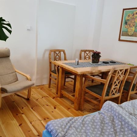 Fewo Garten - Eigener Eingang- Wlan-Parkplatz,Netflix, Terrasse,Doppelbett Und Schlafcouch Oberhausen  Eksteriør billede