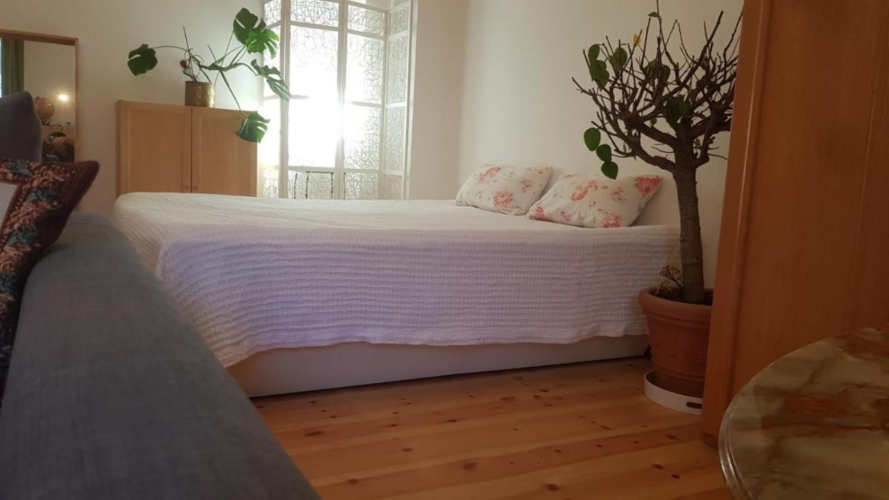 Fewo Garten - Eigener Eingang- Wlan-Parkplatz,Netflix, Terrasse,Doppelbett Und Schlafcouch Lejlighed Oberhausen  Eksteriør billede