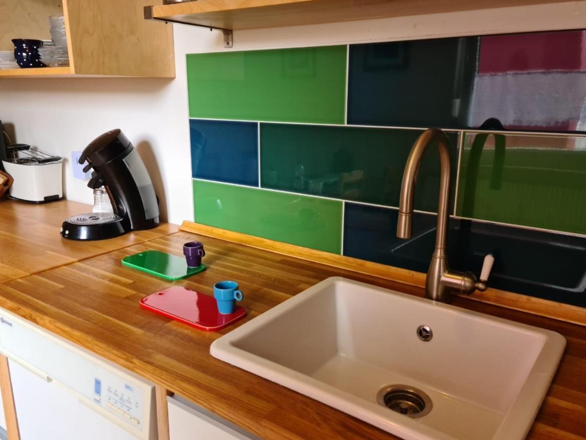 Fewo Garten - Eigener Eingang- Wlan-Parkplatz,Netflix, Terrasse,Doppelbett Und Schlafcouch Oberhausen  Eksteriør billede